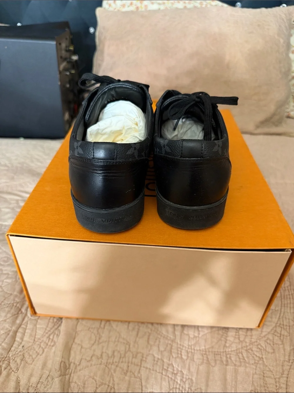 Louis Vuitton sleek louis